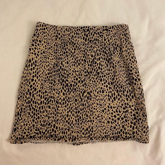 Brandy Melville Leopard Print Mini Skirt Size 3 - Picture 6 of 9